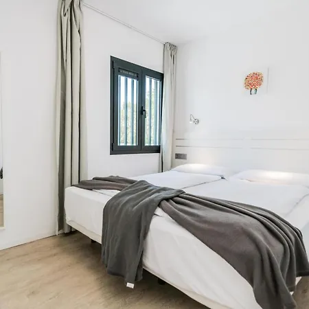 Bahia Calma Aparthotel 4*