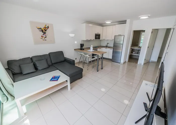 Bahia Calma Aparthotel 4*